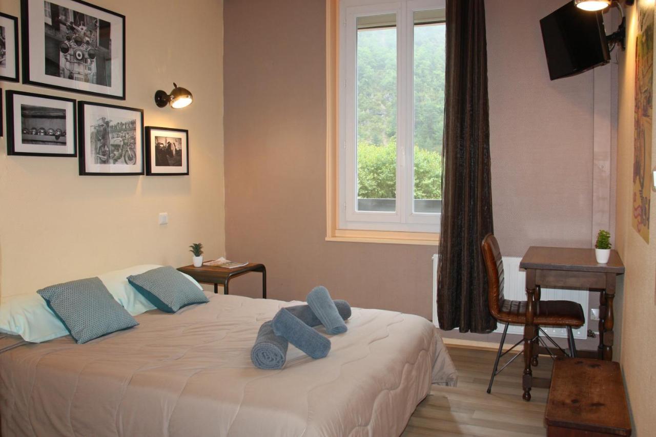 Hotel Des Bateliers La Malene Luaran gambar